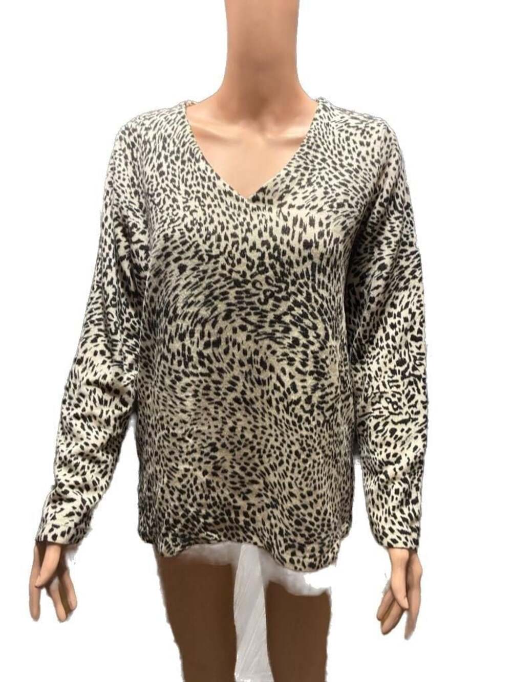 Shanna Women's Size L V-Neck Animal Print Long Sleeve Sweater